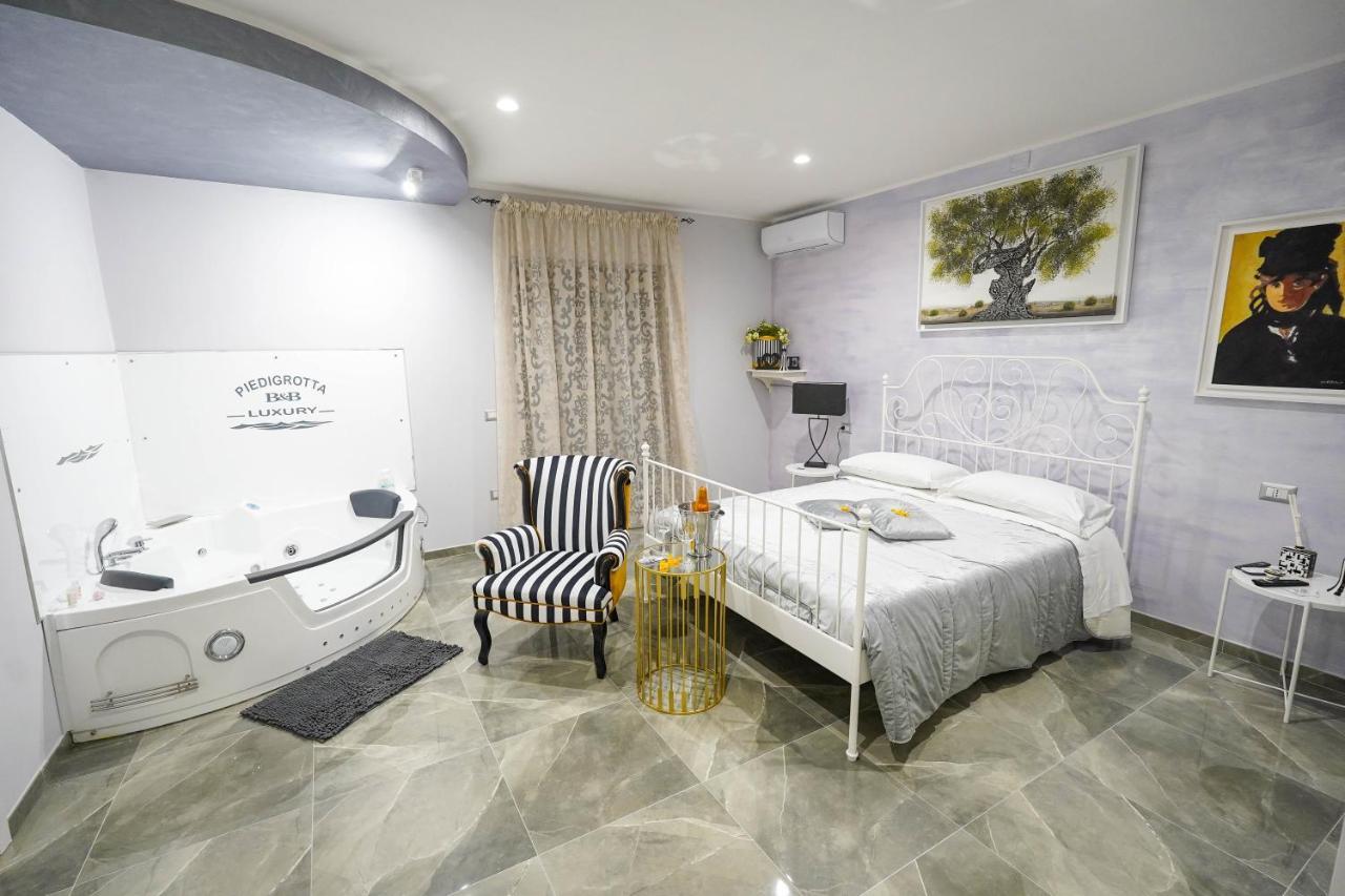 피조 Piedigrotta Magique Luxury B&B 외부 사진